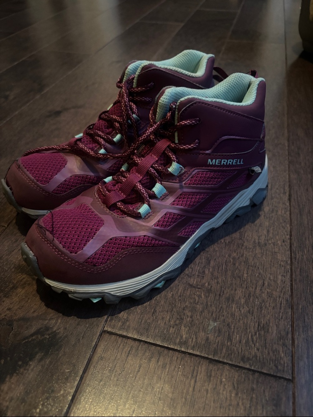 Merrell Women's plum/fuscia and Mint Lace-Up Hiking Boots